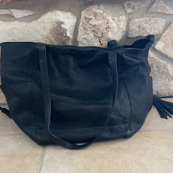 2 Michael Kors bags - Picture 3 of 4